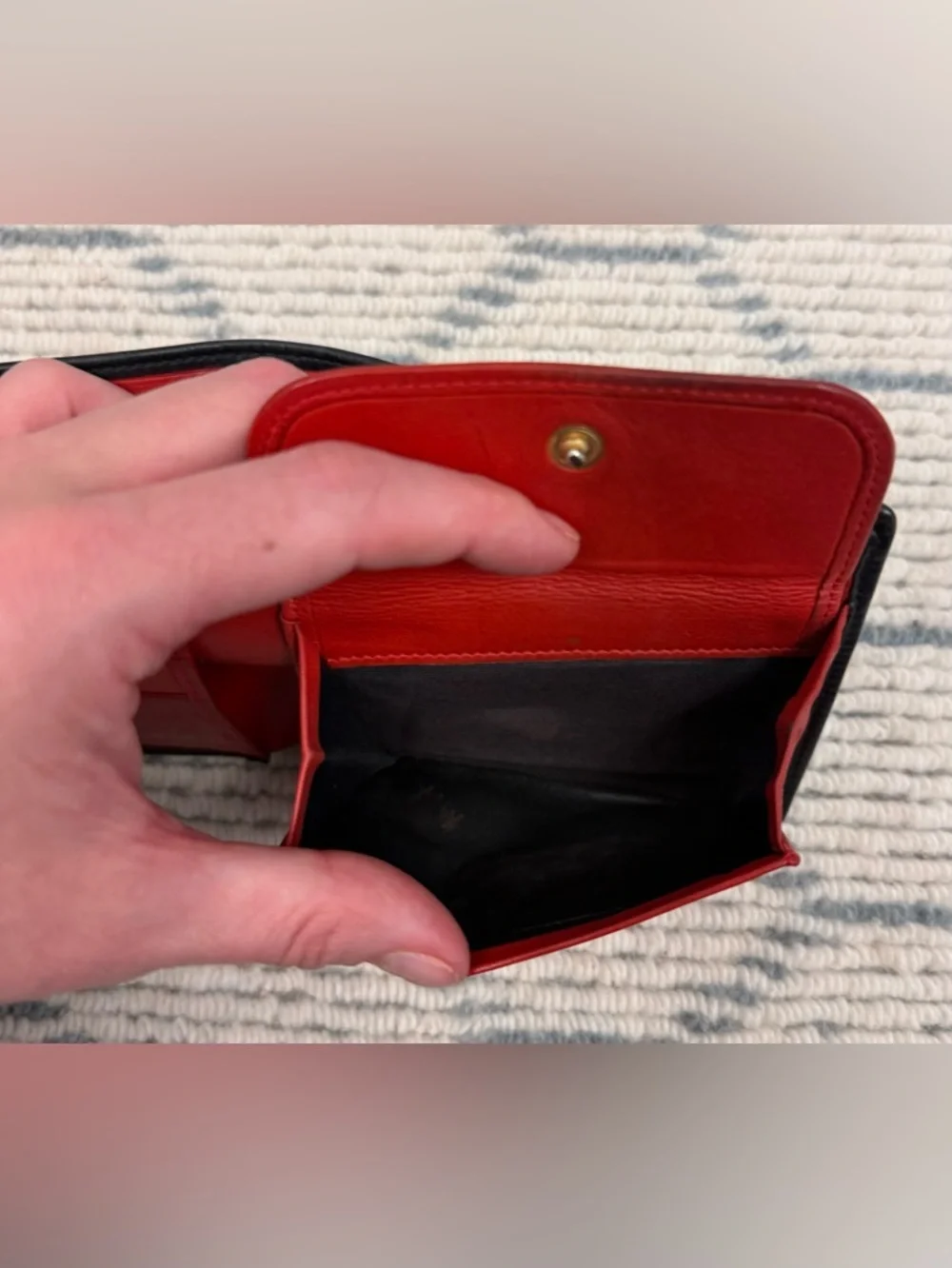 DIOR Vintage Rare Unisex Black Leather CD Logo Icon Bifold Wallet W/ Red Inside